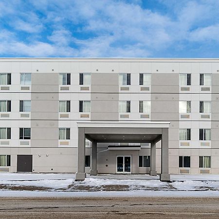 Studio 6-Bruderheim, Ab Kültér fotó